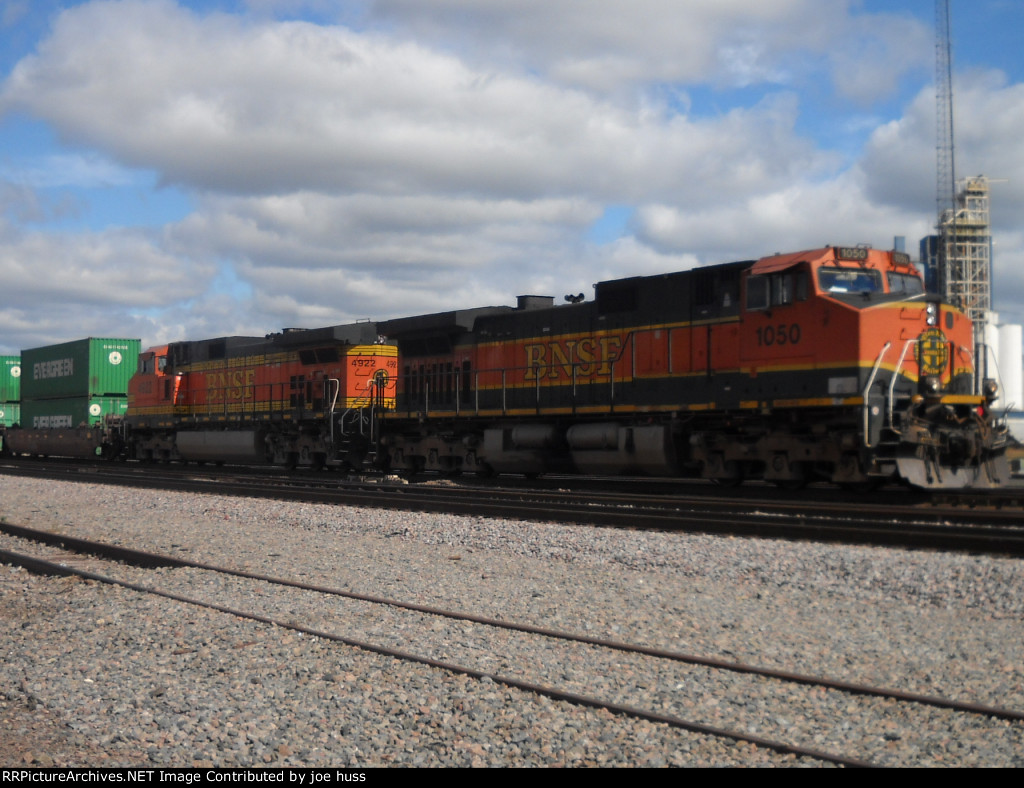 BNSF 1050 East